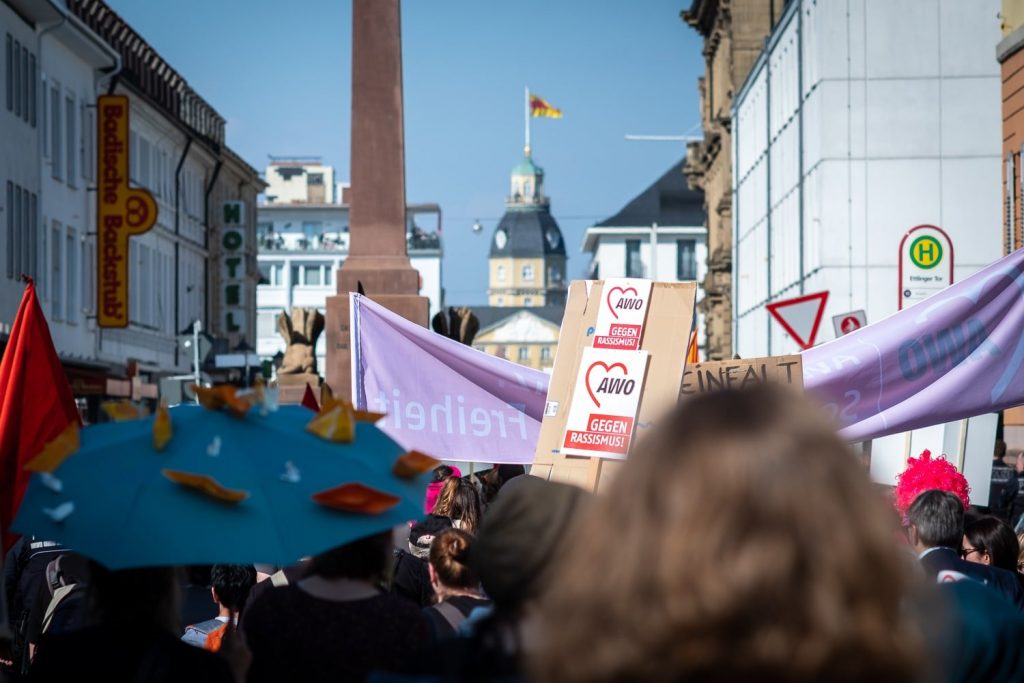 Demo Karlsruhe mit Recht gegen Rassismus